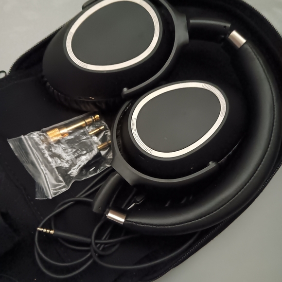 Sennheiser Momentum PXC 550 Wireless Headphones | Bluetooth | ANC | Black - Picture 4 of 8